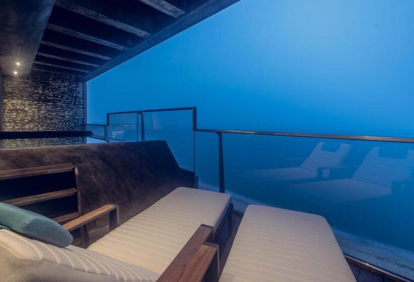 Отель Pledge Scape