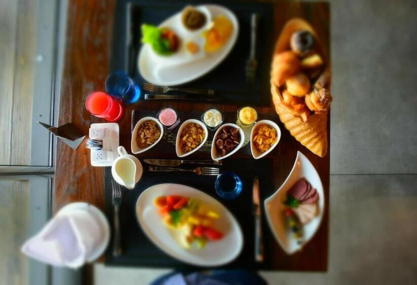 Отель Pledge Scape