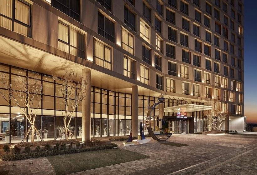 Hotel Ramada Encore By Wyndham Gimpo Han River