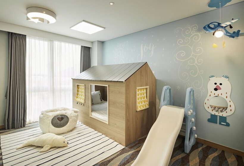 Hotel Ramada Encore By Wyndham Gimpo Han River