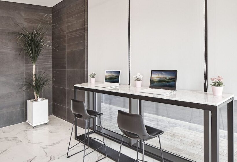 Hotel Ramada Encore By Wyndham Gimpo Han River