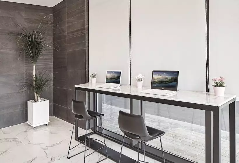 Hotelli Ramada Encore By Wyndham Gimpo Han River