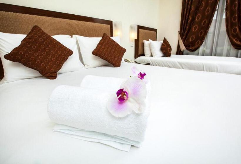 בית מלון כפרי Villea Morib