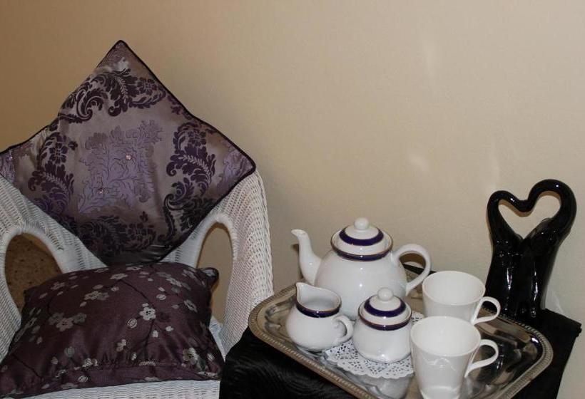 פנסיון Arch Guesthouse