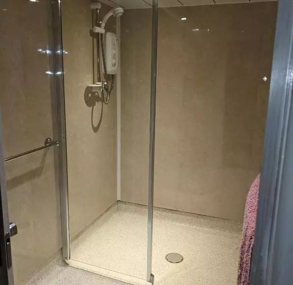 Majatalo Cwmbach Guest House