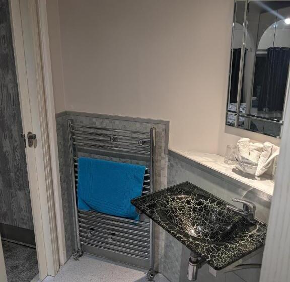 膳宿费 Cwmbach Guest House