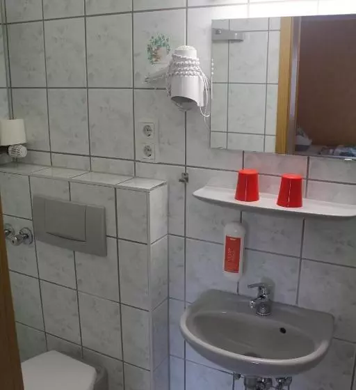 Majatalo Gasthaus Zur Sonne