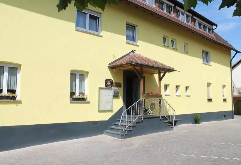 Majatalo Gasthaus Zur Sonne