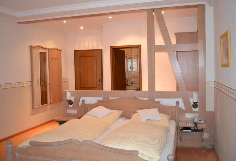 ペンション Gasthof Rödertor