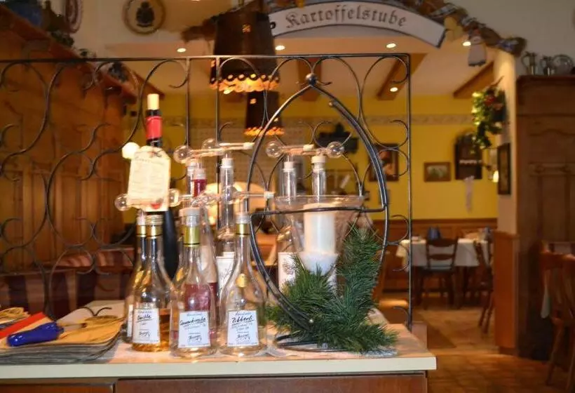 ペンション Gasthof Rödertor