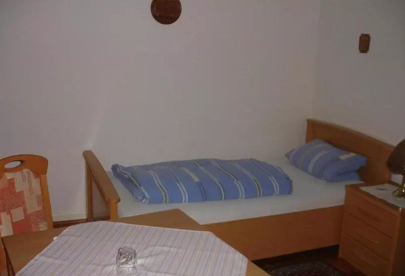 Majatalo Gästehaus Sparenberg