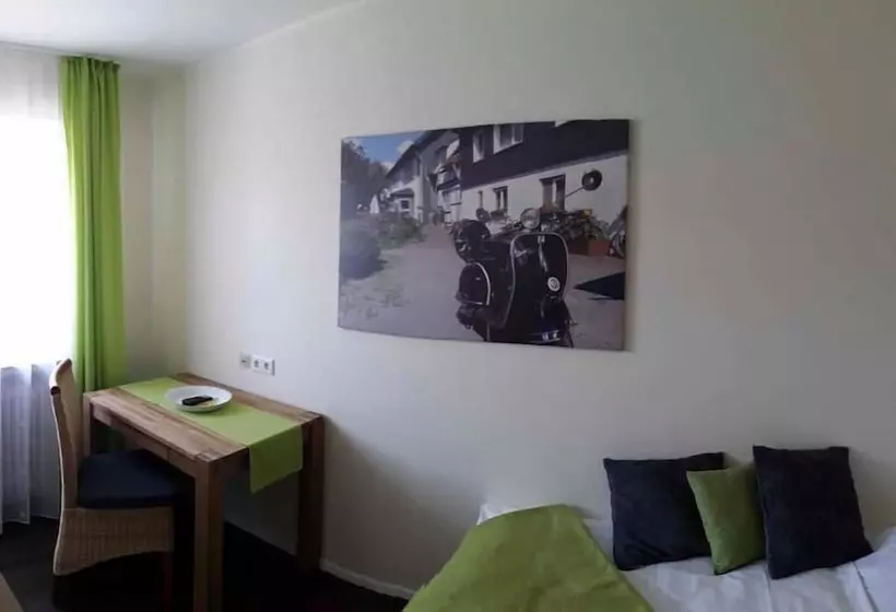 ペンション Landgasthof Bergische Rhön