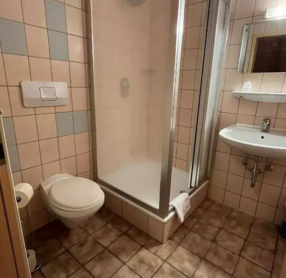 Majatalo Landgasthof Jägerhaus