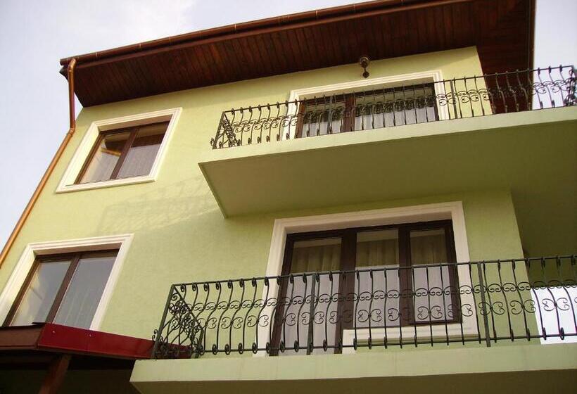 Villa Edera Residence Gazda Profesionista