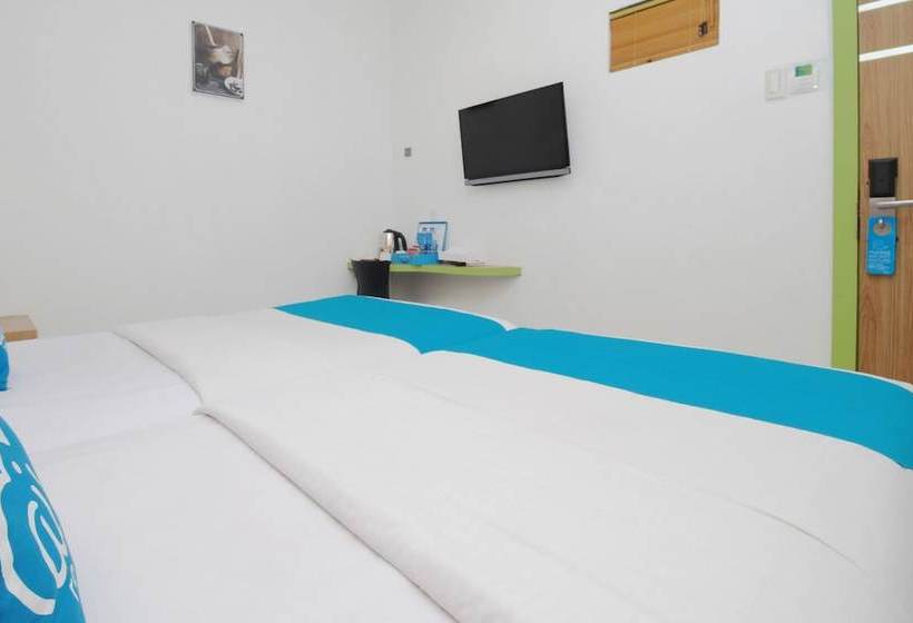 فندق Airy Pasar Baru Selat Panjang 11 Medan