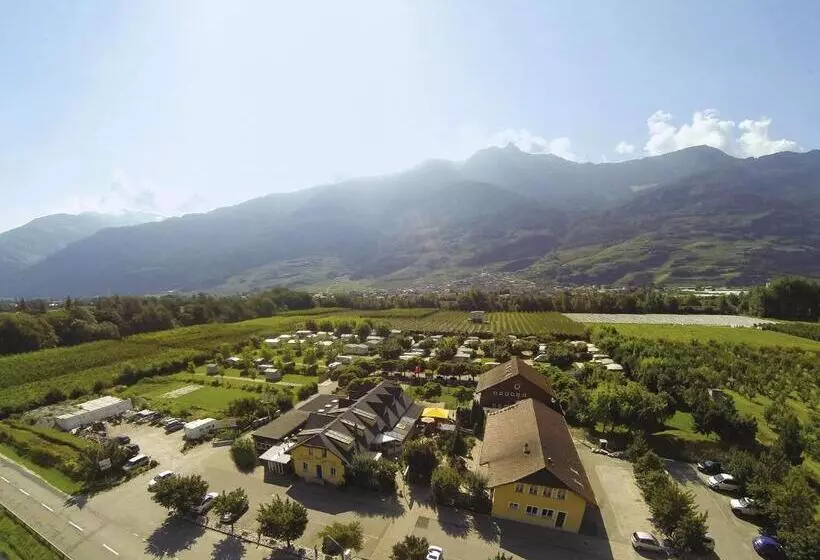 ユースホステル Relais De La Sarvaz