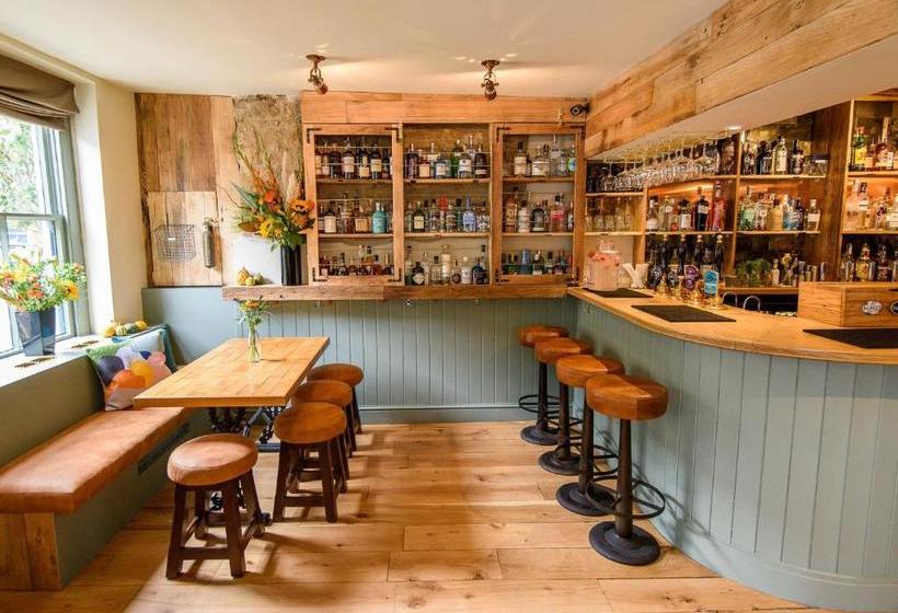 Общежитие The Griffin Inn