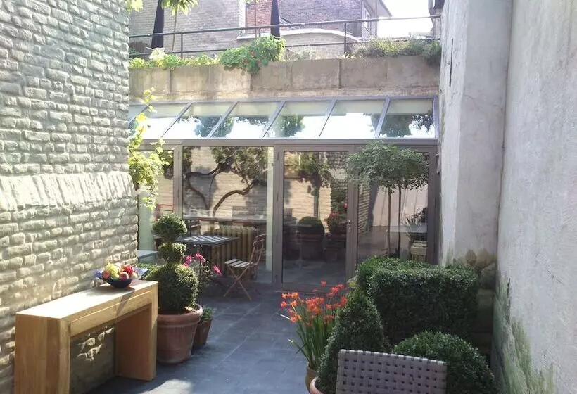 Aparthotel De Beek Anno 1410