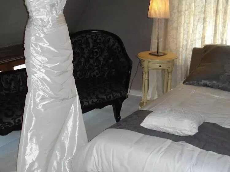 Aparthotel De Beek Anno 1410