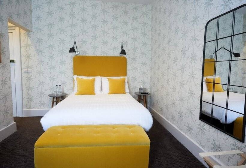 ホテル Embankment