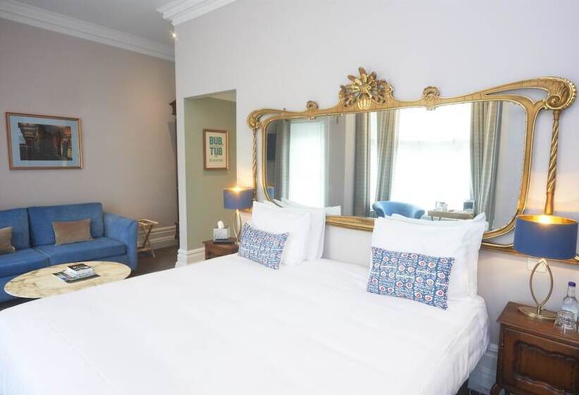 ホテル Embankment