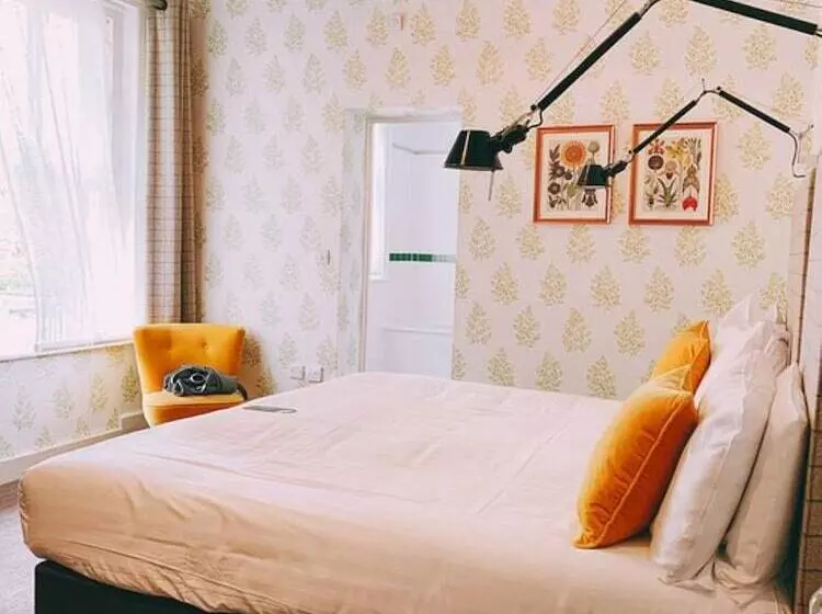 ホテル Embankment