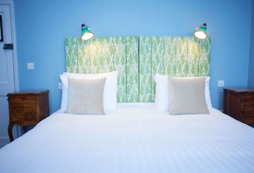 ホテル Embankment