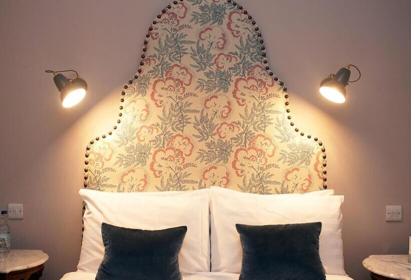 ホテル Embankment