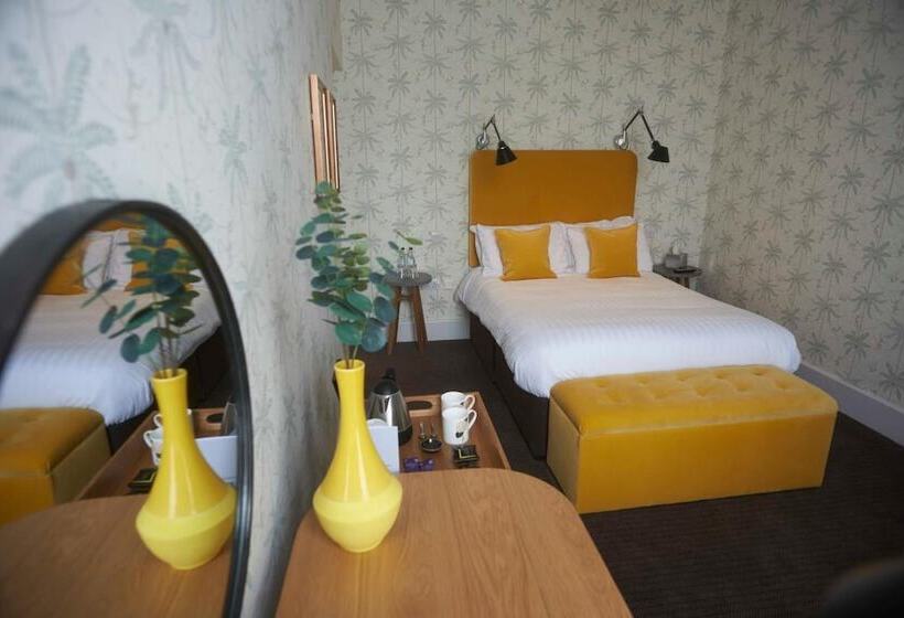 ホテル Embankment