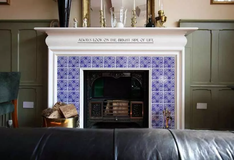 ホテル Embankment