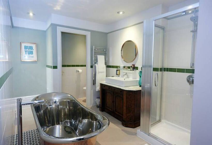 ホテル Embankment