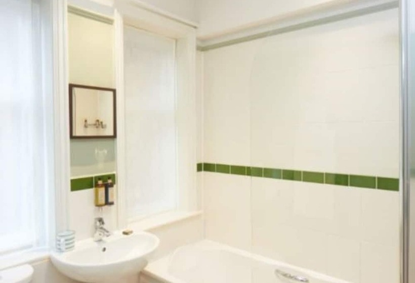 ホテル Embankment