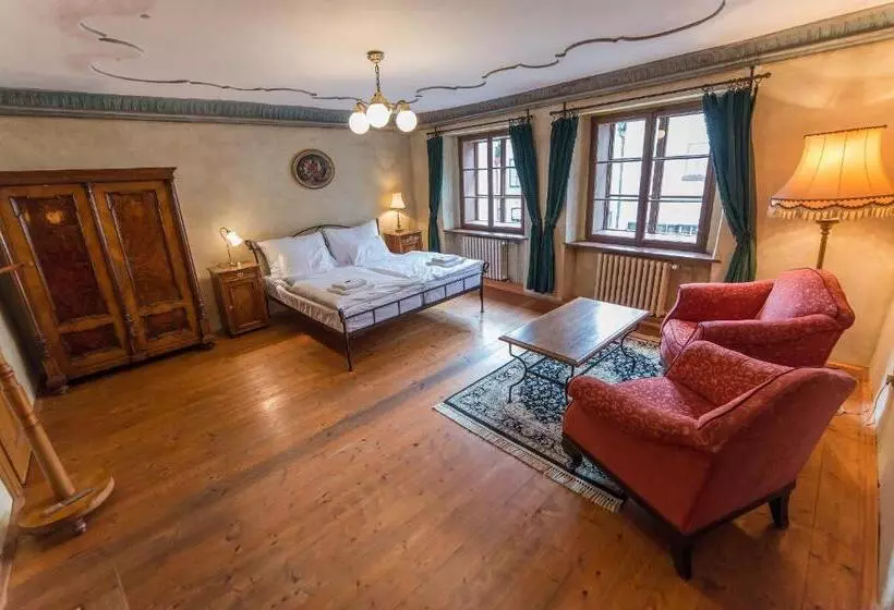 ペンション Alt Straninger