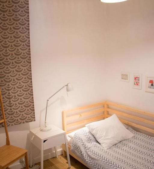 Пансион Bed And Beach Barcelona