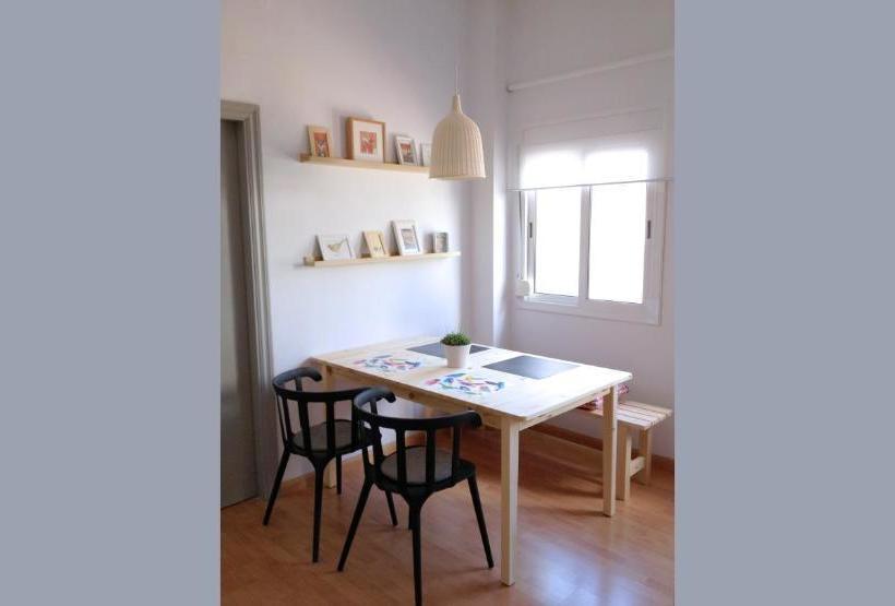 Пансион Bed And Beach Barcelona