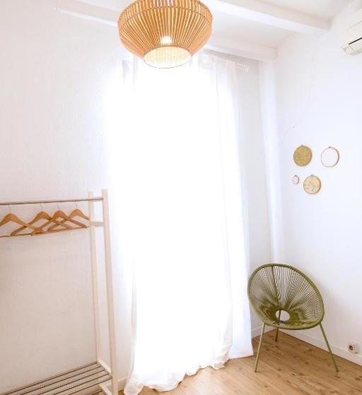 Пансион Bed And Beach Barcelona