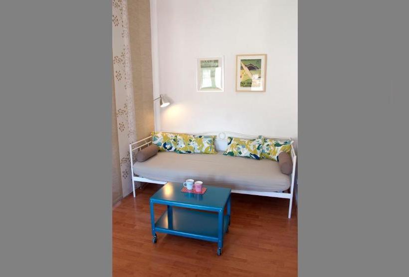 Пансион Bed And Beach Barcelona