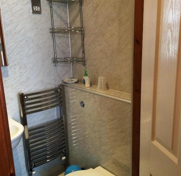 פנסיון Bellevue Guest House