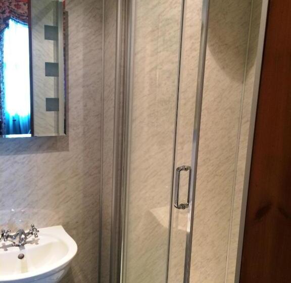 פנסיון Bellevue Guest House