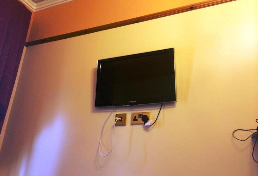 פנסיון Bellevue Guest House