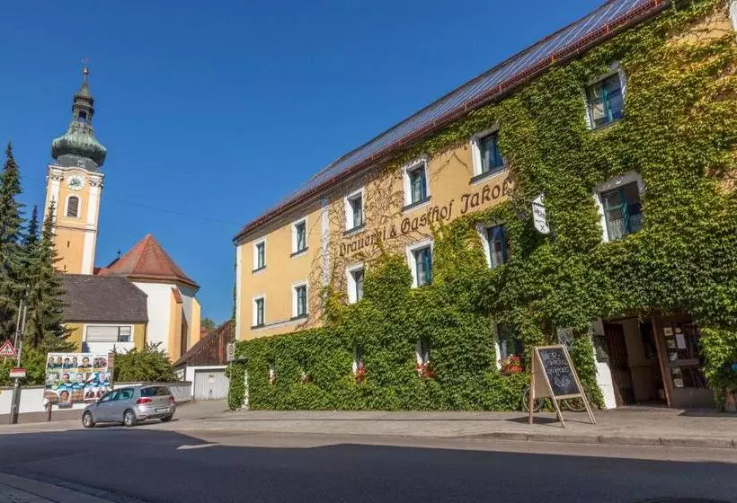 ペンション Brauereigasthof Jakob