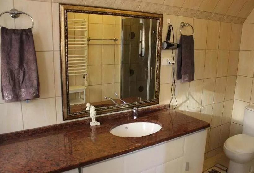 پانسیون Columba Livia Guesthouse