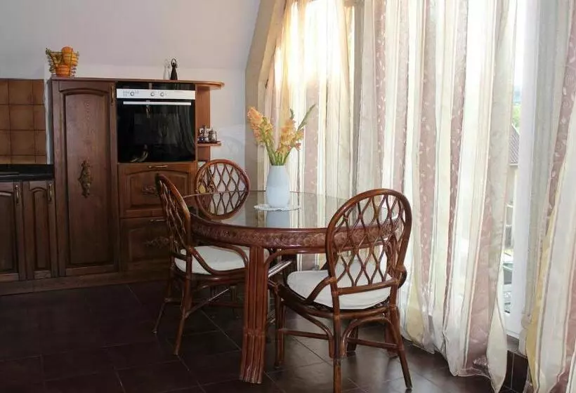 پانسیون Columba Livia Guesthouse