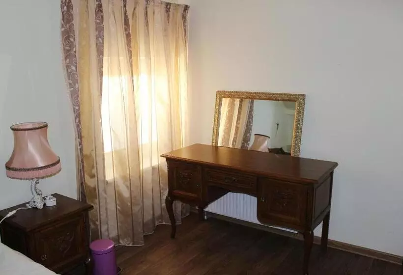 پانسیون Columba Livia Guesthouse