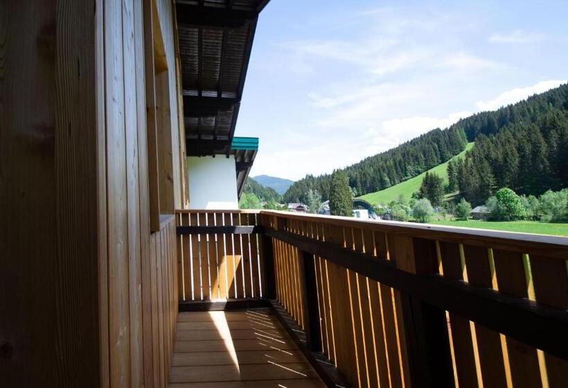 ペンション Essl In Filzmoos