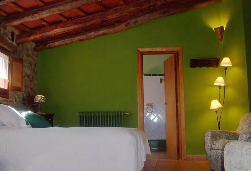 Majatalo Les Velles Escoles