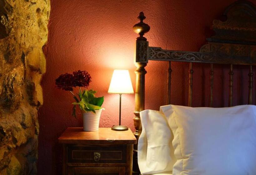 膳宿费 Les Velles Escoles