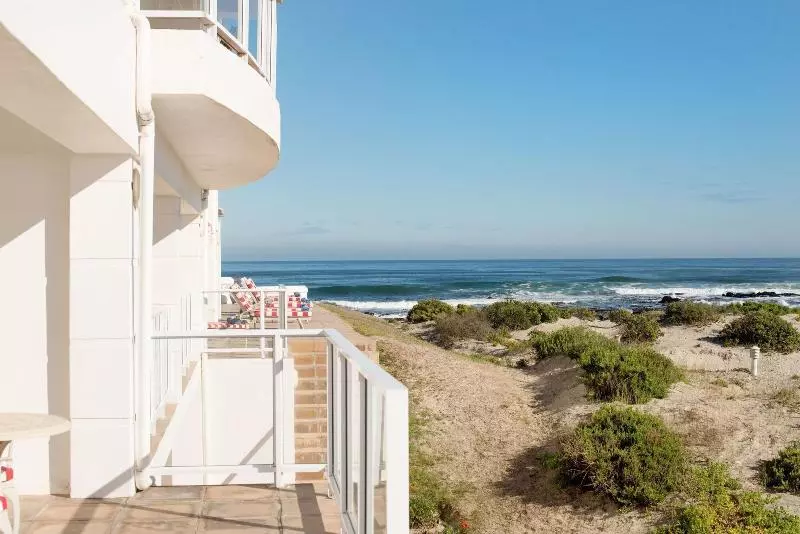 Majatalo Oystercatcher Lodge