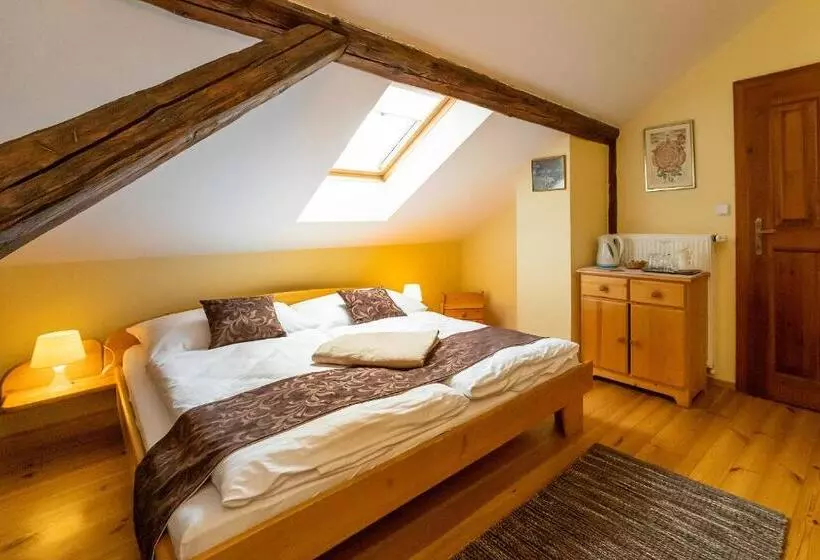 Majatalo Penzion Maštal