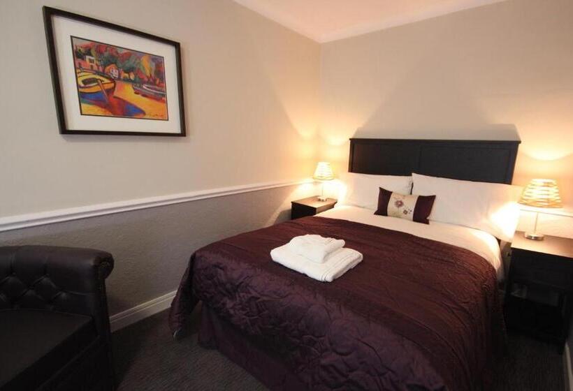 ペンション The Dibbinsdale Inn